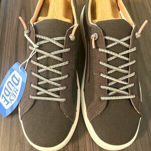 WOMEN BRAND NEW WITH TAGS HEY DUDE KARINA CASUAL SNEAKERS SIZE 10. JET BLACK